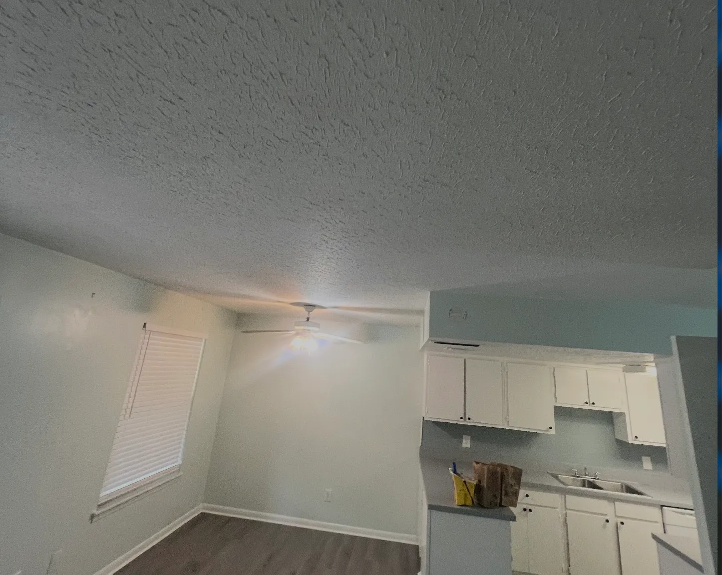 1107 Caliente Dr — Photo 3