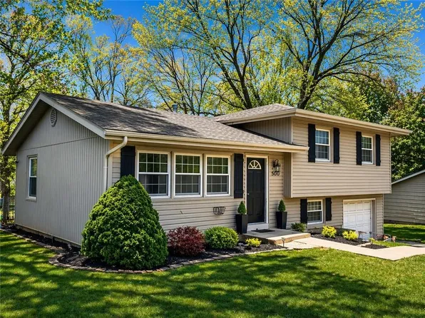500 NE 113th Ter, Kansas City, MO 64155