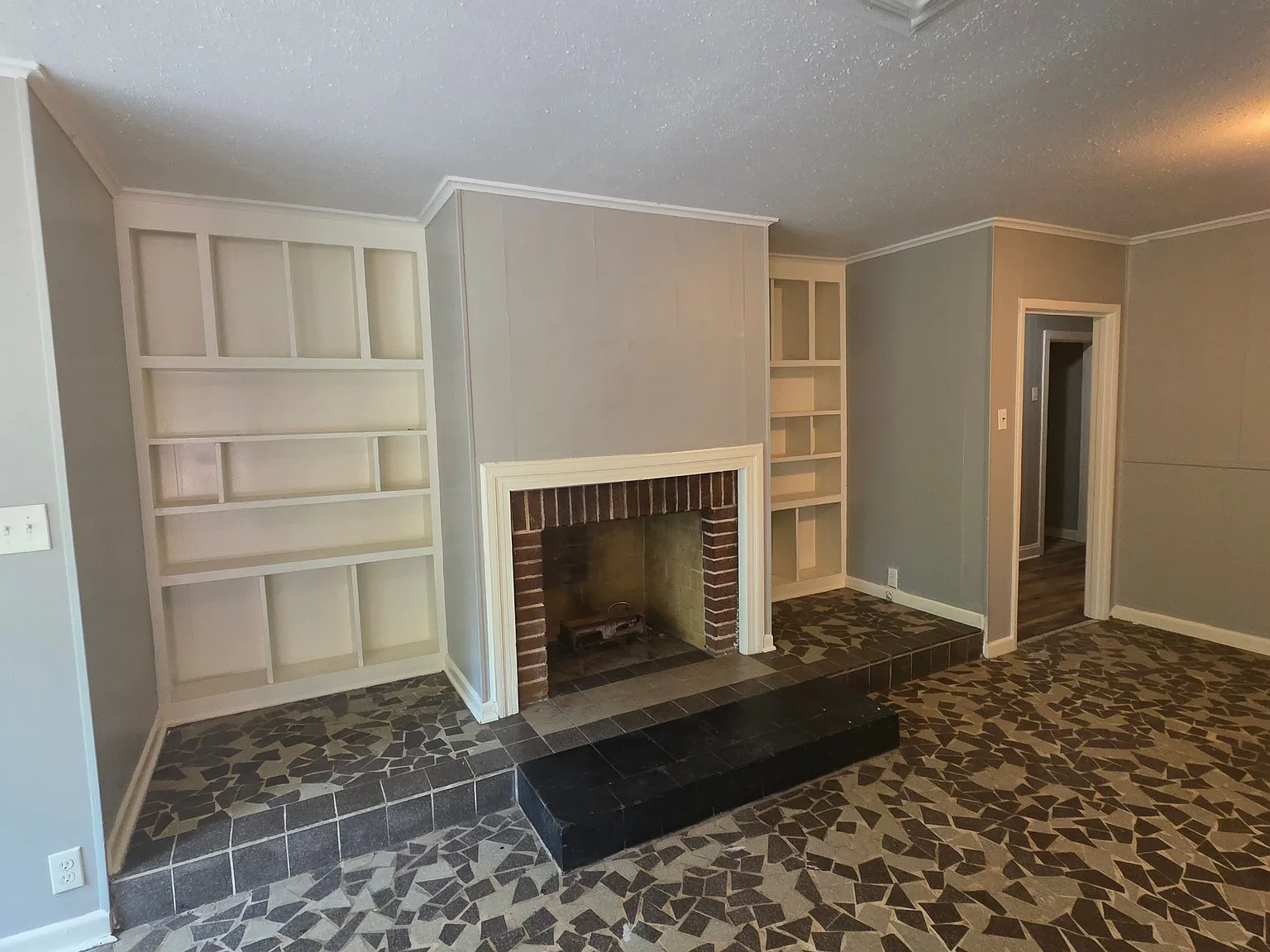 Spacious Split-Level Home with Fireplace, Bonus Room & Outdoor Living — Photo 3