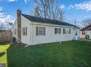 21 Sager Rd, Elizabethtown, PA 17022