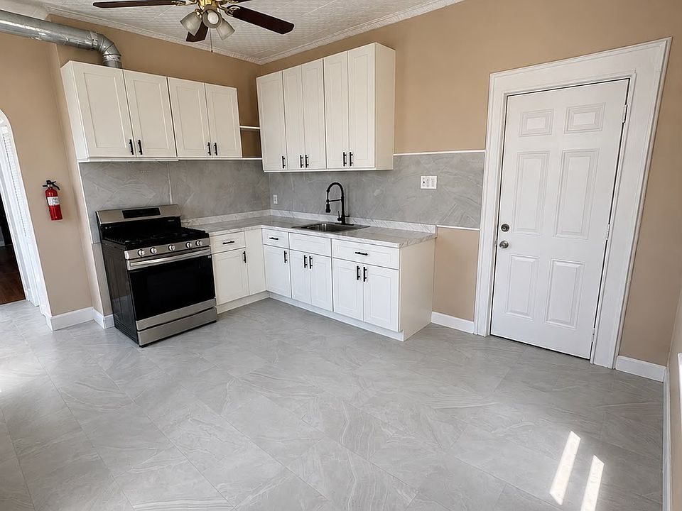 1st image of 75 Summer St Floor 1