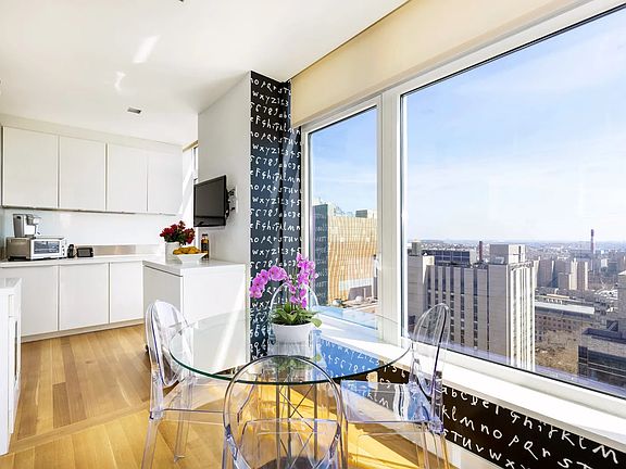 5th image of 400 E 67th St APT 27C