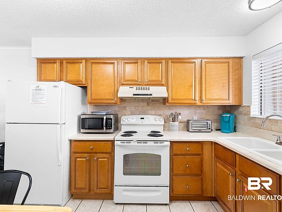 3rd image of 930 W Beach Blvd #221