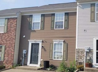 128 Hawks Rd, Morgantown, WV 26508