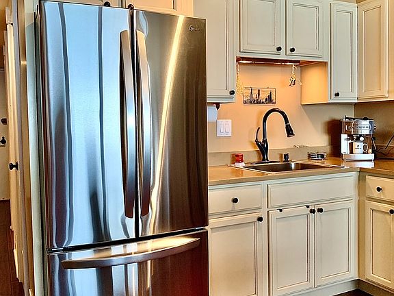 3rd image of 175 E Delaware Pl APT 4905
