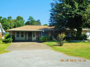 1050 Bingman Dr, Beaumont, TX 77705