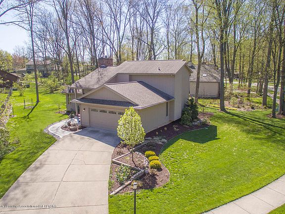 2nd image of 3934 Hemmingway Dr
