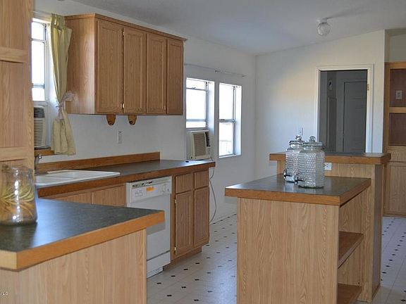 Large Country Kitchen