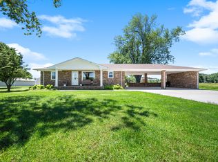 2060 Geedsville Rd, Bradyville, TN 37026