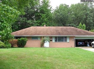 4592 Catlin Dr, Richmond Heights, OH 44143