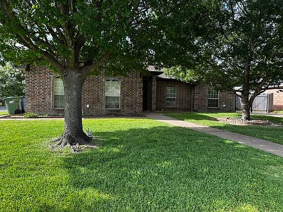 2nd image of 600 Durango Cir