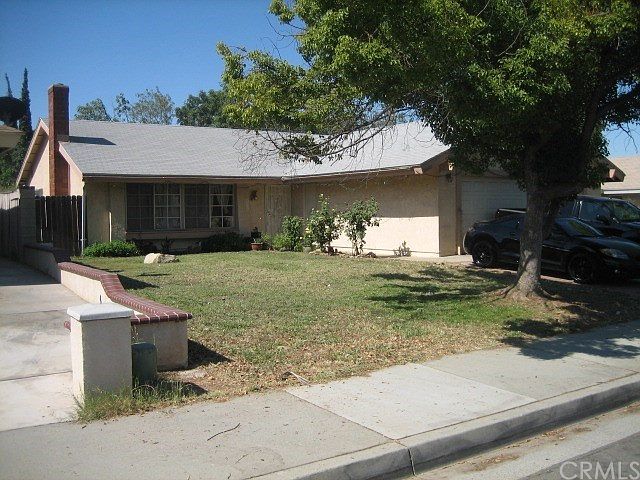 1st image of 24645 Hemlock Ave