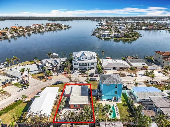 16212 Redington Dr, Redington Beach, FL 33708