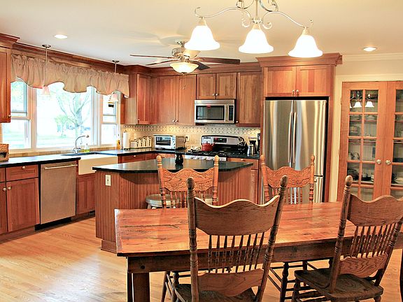 5th image of 216 Calkins Dr
