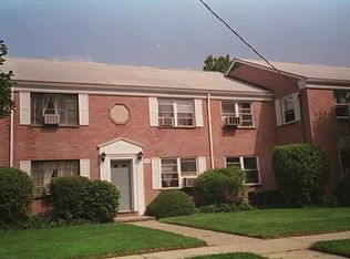 236 Seaton Rd #29D2, Stamford, CT 06902