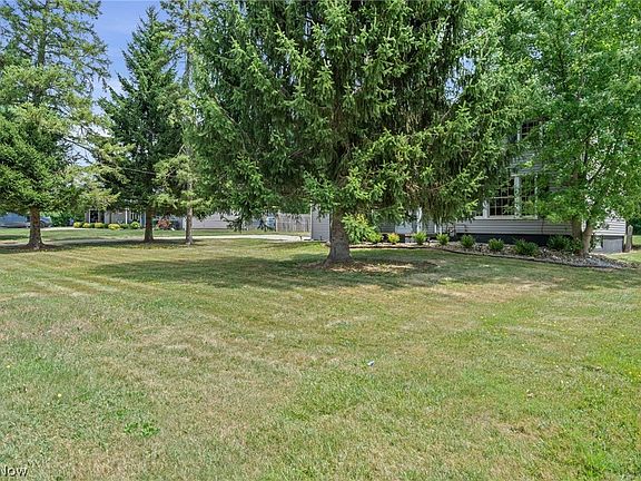 4th image of 7471 Som Center Rd