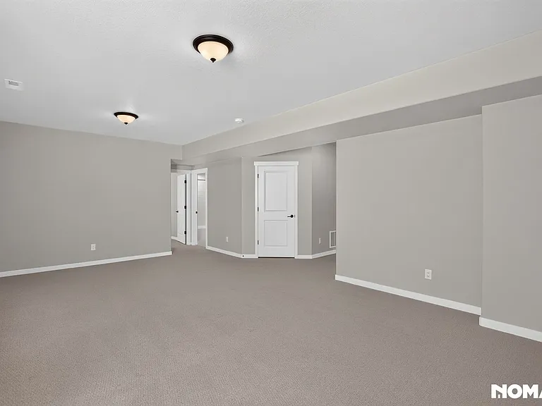 16861 New Autumn Dr — Photo 31