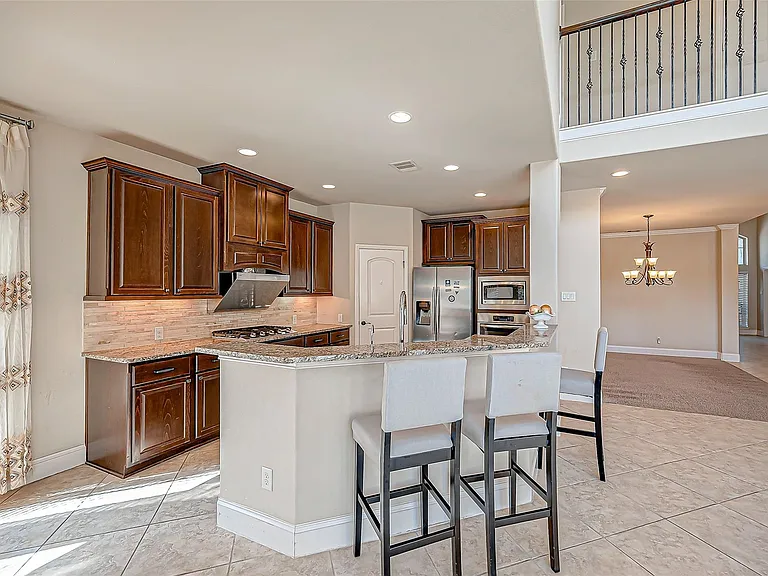 12604 Floral Park Ln — Photo 15