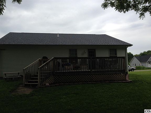 5th image of 983 James Ave