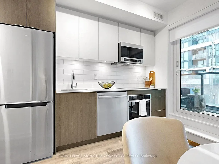 6 Chartwell Rd #208 — Photo 7