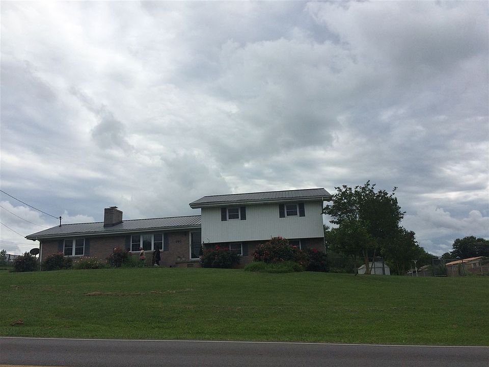 1st image of 790 Dockery Ln SE