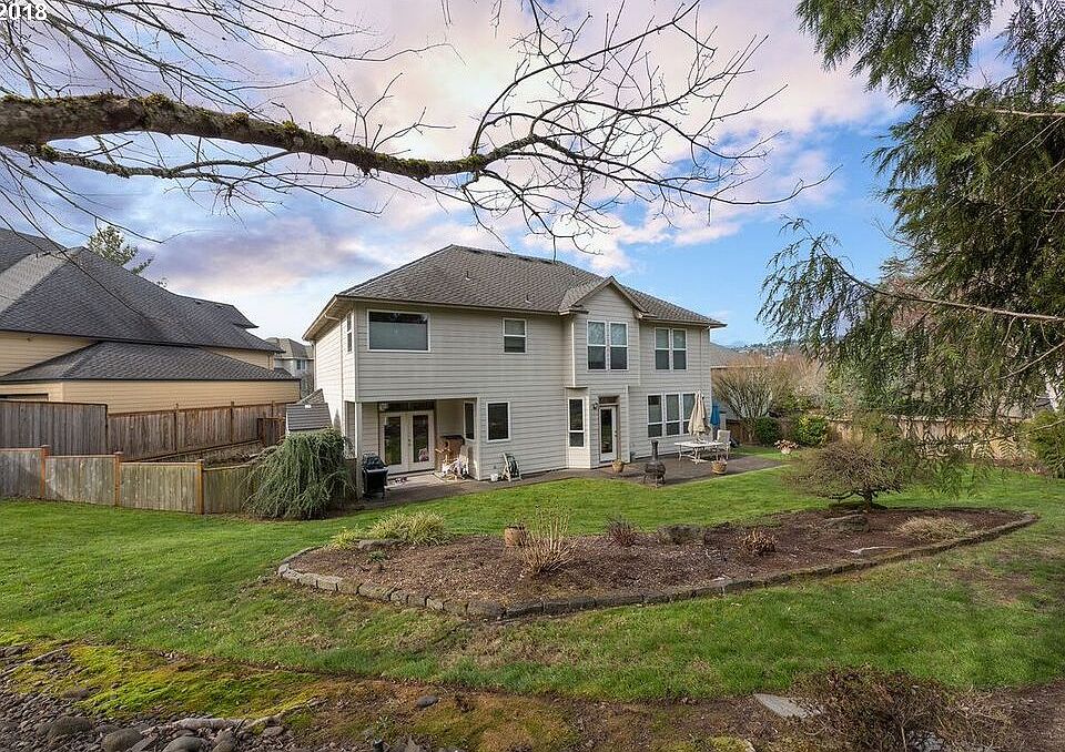2nd image of 14131 SE Rolling Meadows Ct