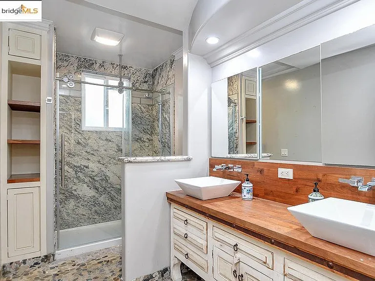 5580 Edgeview Dr #5580 — Photo 34