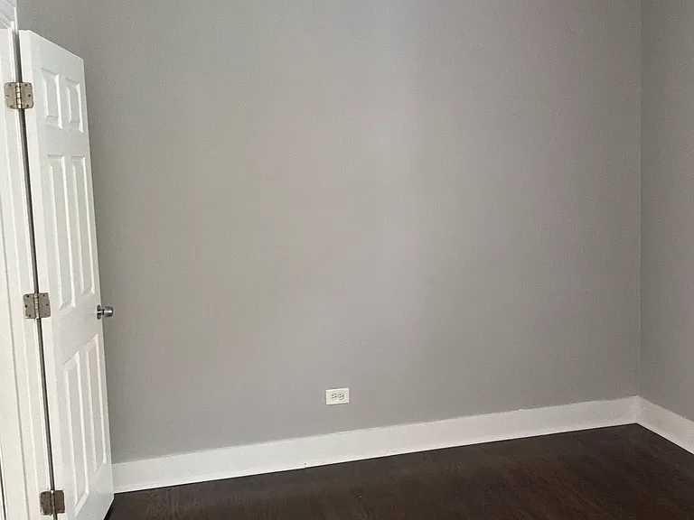 7225 S Champlain Ave — Photo 20
