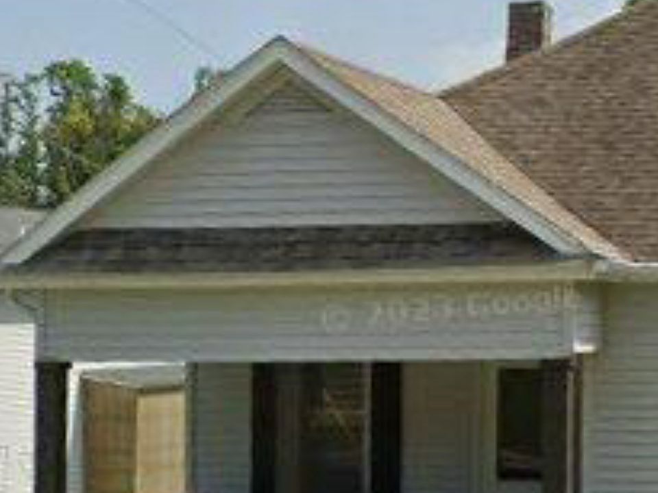 2nd image of 909 W 11th St
