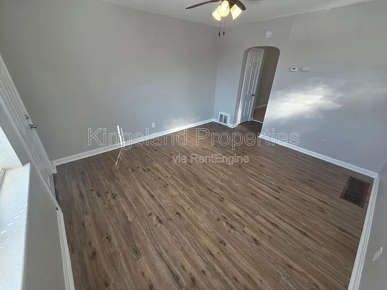 4752 Pennsylvania Ave #4754 — Photo 3