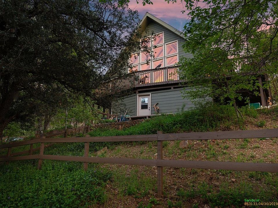 1st image of 3119 Blue Jay Dr