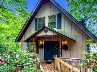 121 Franks Cove Rd, Brevard, NC 28712