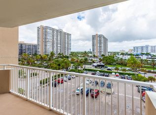 1950 S Ocean Dr APT 5F, Hallandale Beach, FL 33009
