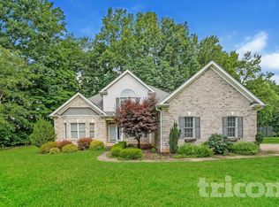 1585 Deer Run Ct, Oak Ridge, NC 27310