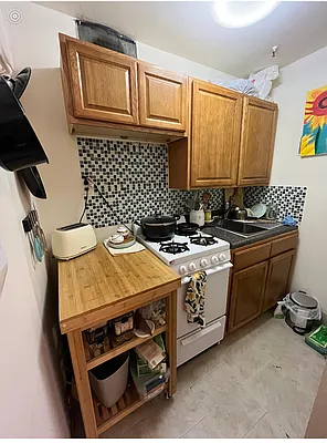 Rented by Brown Harris Stevens | media 10