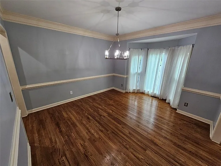 430 Eastbourne Way — Photo 8