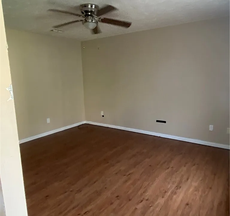 1430 Tangora Ln