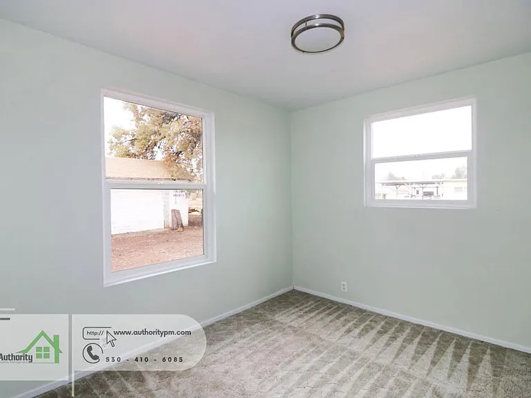 6530 Dale Ln — Photo 7