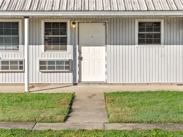 280 Thompsonville Ln APT C, Oak Grove, KY 42262