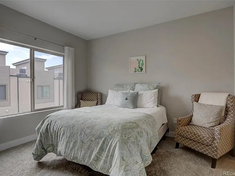 1917 Eaton St #1917 — Photo 15