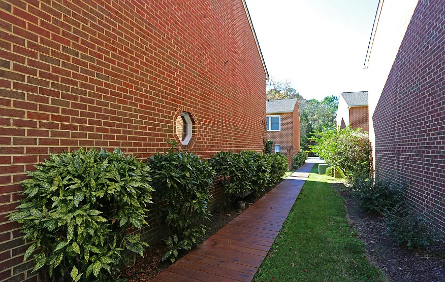Colony Wood Rentals - 919 - 919M — Photo 2