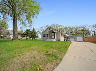 6442 Dawn Ave E, Inver Grove Heights, MN 55076