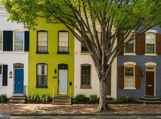 1062 Thomas Jefferson St NW, Washington, DC 20007
