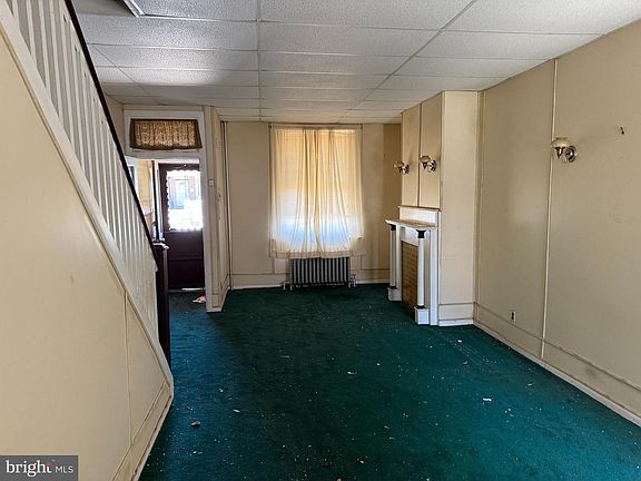 3rd image of 2863 Aramingo Ave