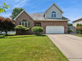 229 Sandworks Rd, Hempfield Twp, PA 15639