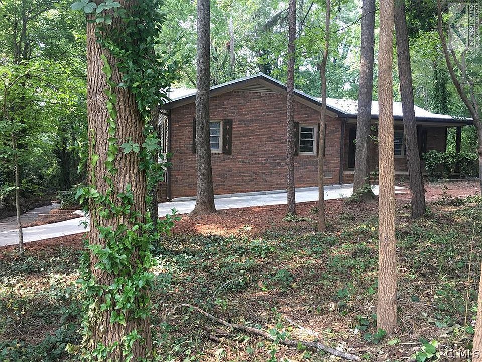 1st image of 19 Oakhill Drive