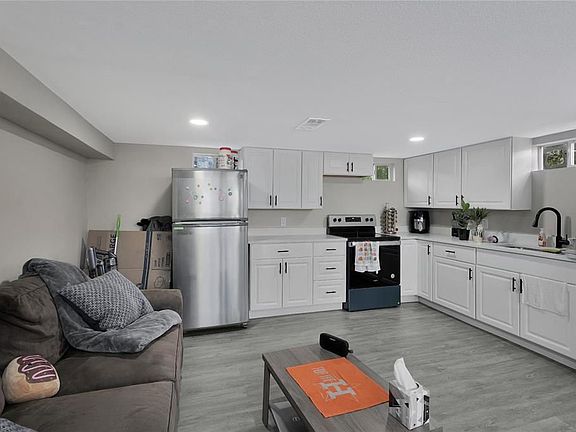 3rd image of 2508 Wheeler St #1/2