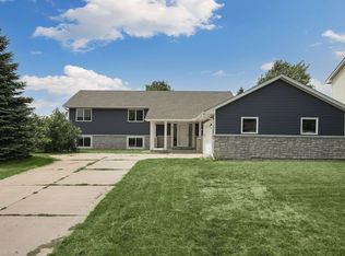 810 Wencel Ave NE, New Prague, MN 56071
