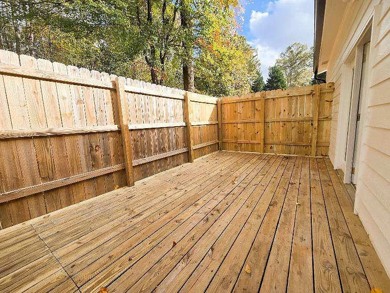 2 bed, 1000 sqft, $1,500 — Photo 2