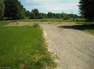 7001 Giddings Rd, Atwater, OH 44201